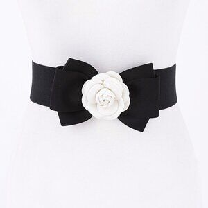 BNWT Camellia Rose Bow Designer Look Elastic Stretch Fashion Belt